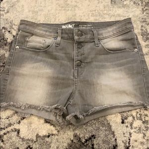 High-rise Button fly shorts by Mossimo